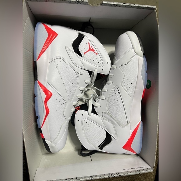 Jordan 7 Retro “White Infrared” sneakers, New in DAMAGED box, M12 - Picture 7 of 11